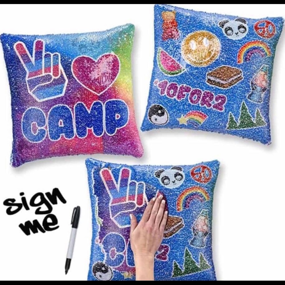 NWT Camp flip sequins pillow